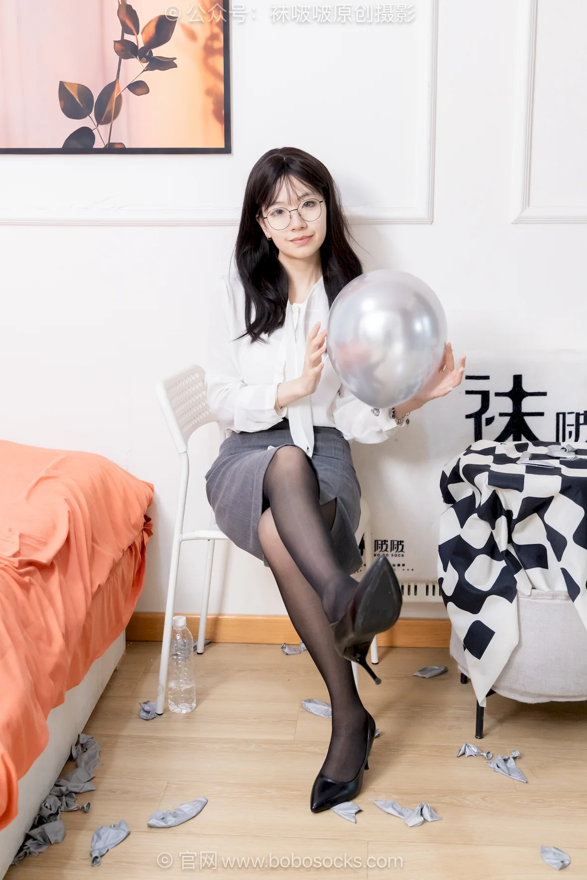 [BoBoSocks袜啵啵]NO.739 小甜豆-高跟鞋、薄黑丝、薄肉丝[163P/1V/7.64GB]