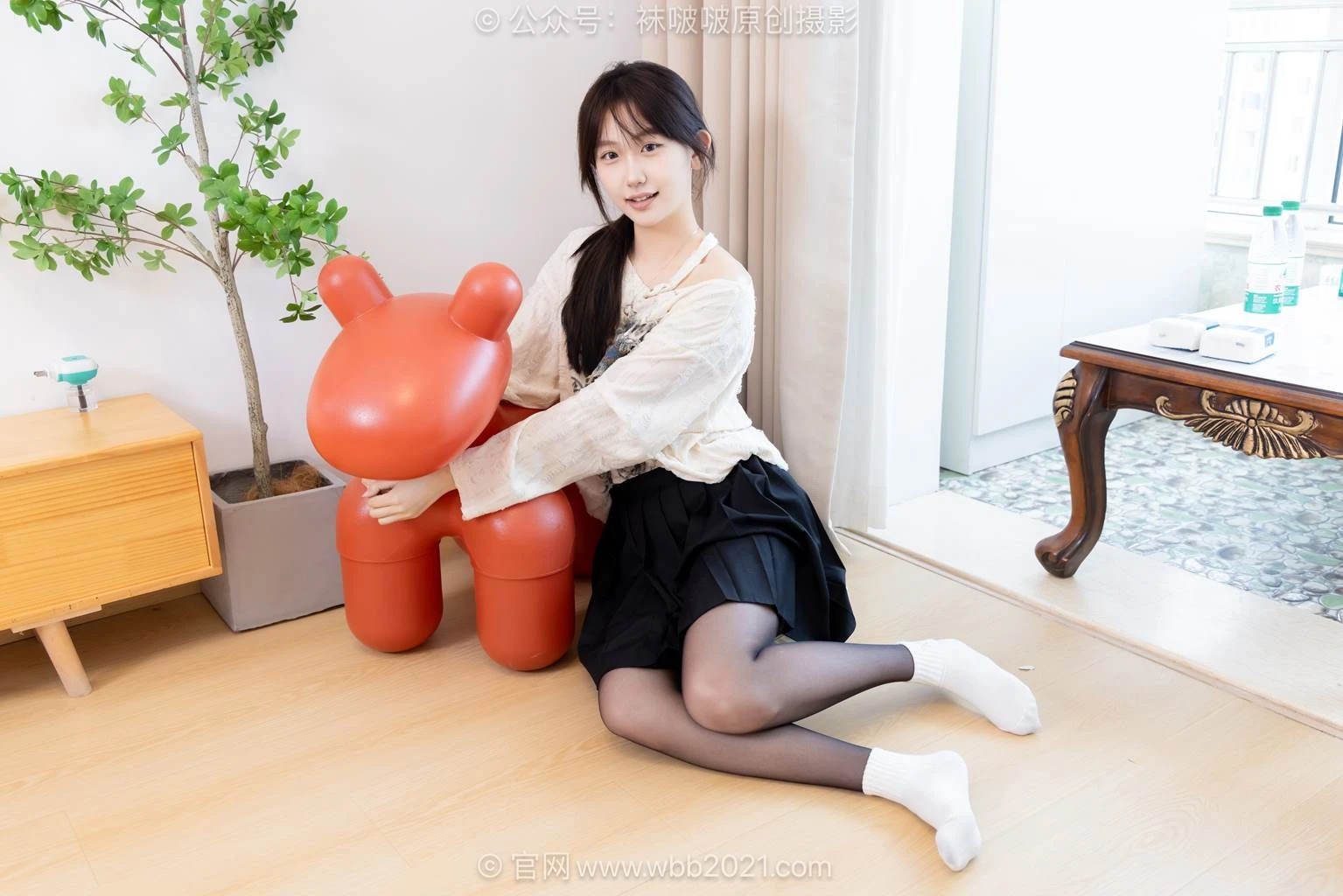 [BoBoSocks袜啵啵]NO.602 香菜-长靴、白棉袜、薄黑丝[144P/1V/5.51GB]