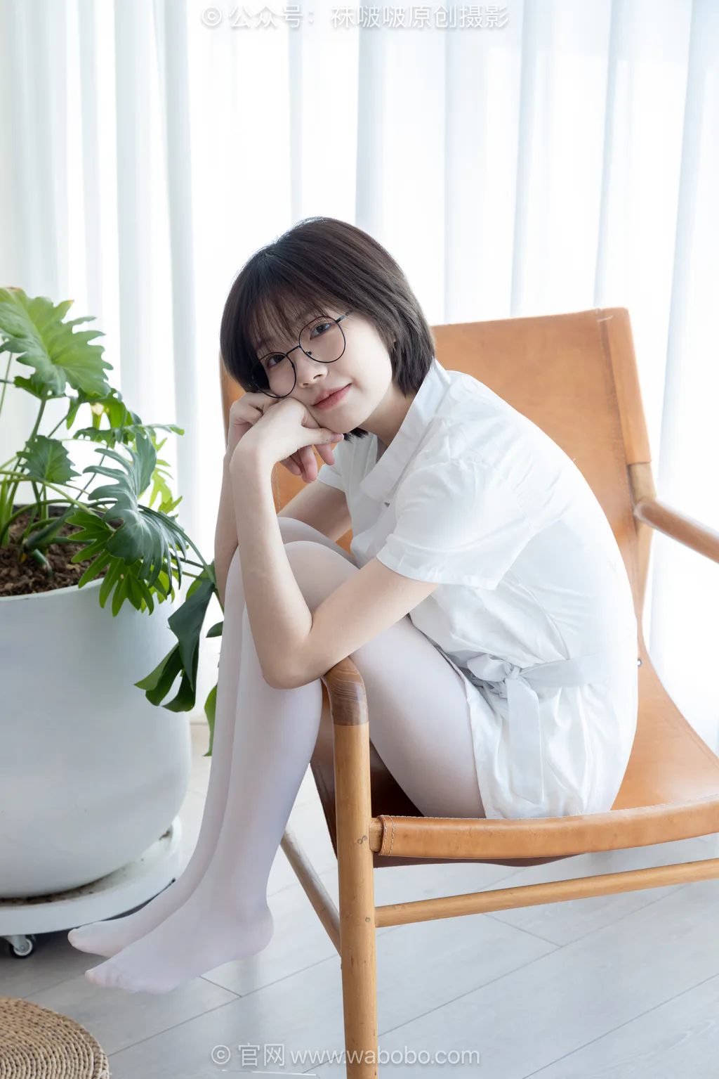 [BoBoSocks袜啵啵]NO.702 小甜豆-高跟凉鞋、厚白丝、互士服[155P/1V/5.69GB]