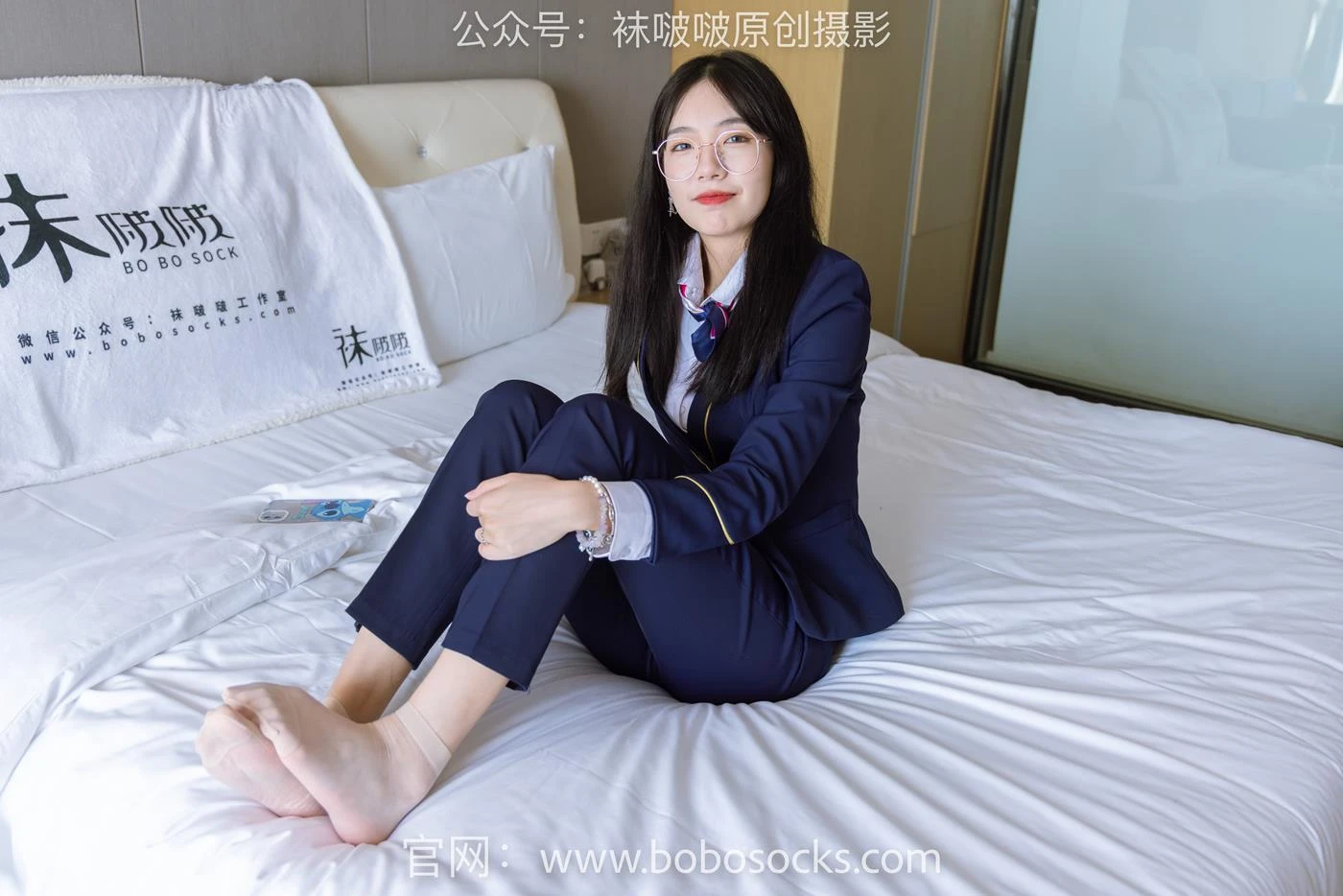 [BoBoSocks袜啵啵]NO.139 小甜豆-高跟鞋、短肉丝、空姐至服[140P/1V/6.12GB]