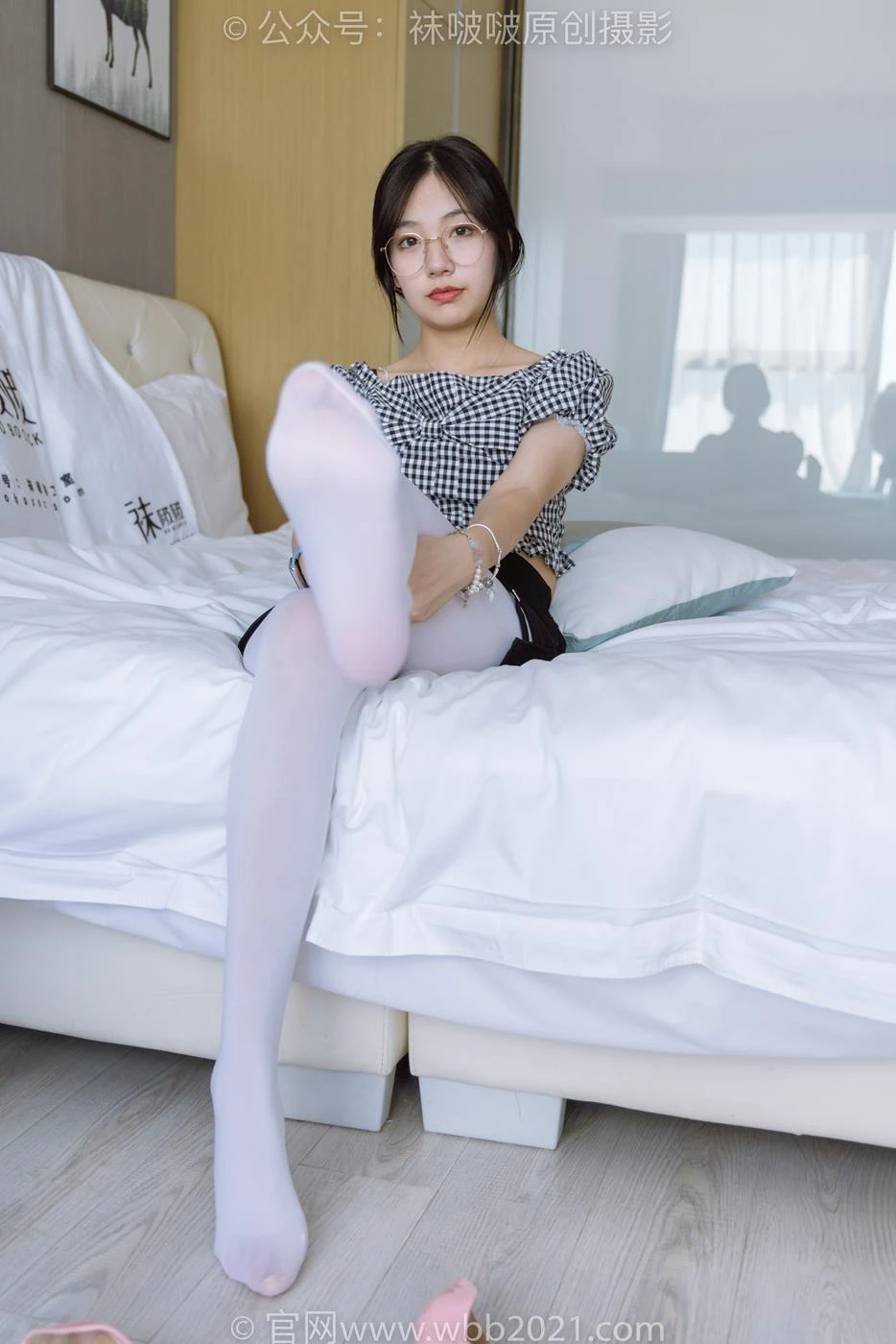 [BoBoSocks袜啵啵]NO.272 小甜豆-长靴、高跟鞋、厚白丝[140P/1V/6.45GB]