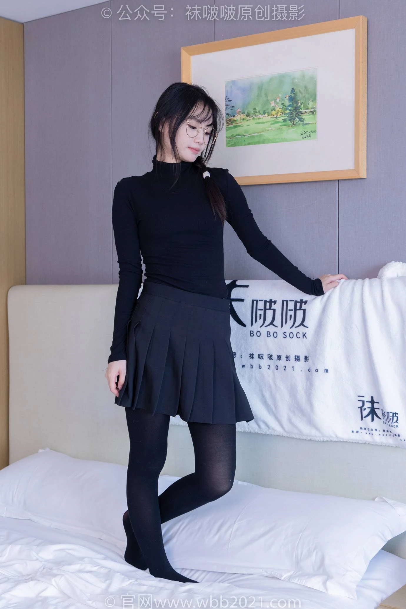 [BoBoSocks袜啵啵]NO.523 甜甜圈-皮鞋、厚黑丝[145P/1V/6.12GB]
