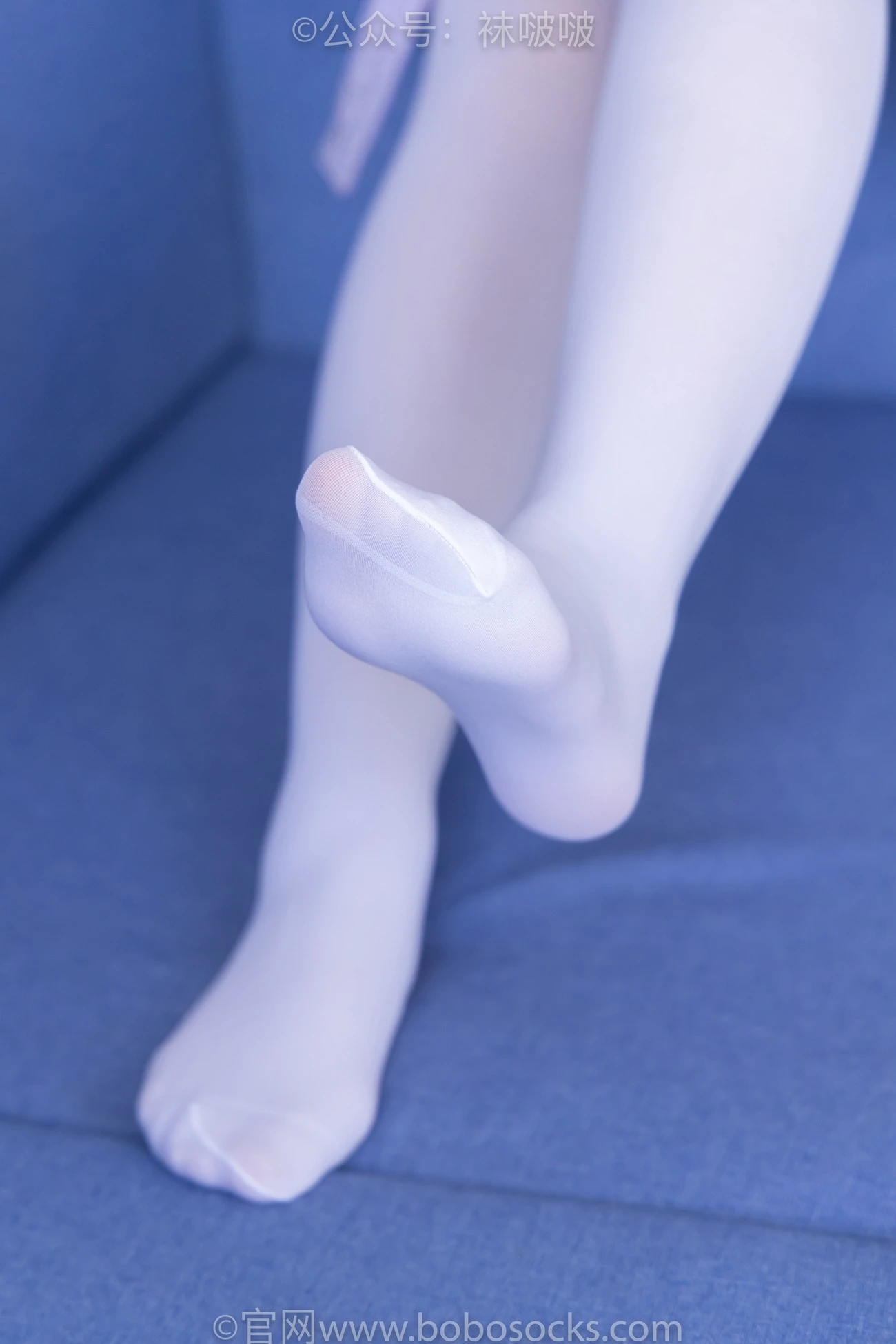 [BoBoSocks袜啵啵]NO.079 砂糖-皮鞋、厚白丝 [140P/1V/6.88GB]