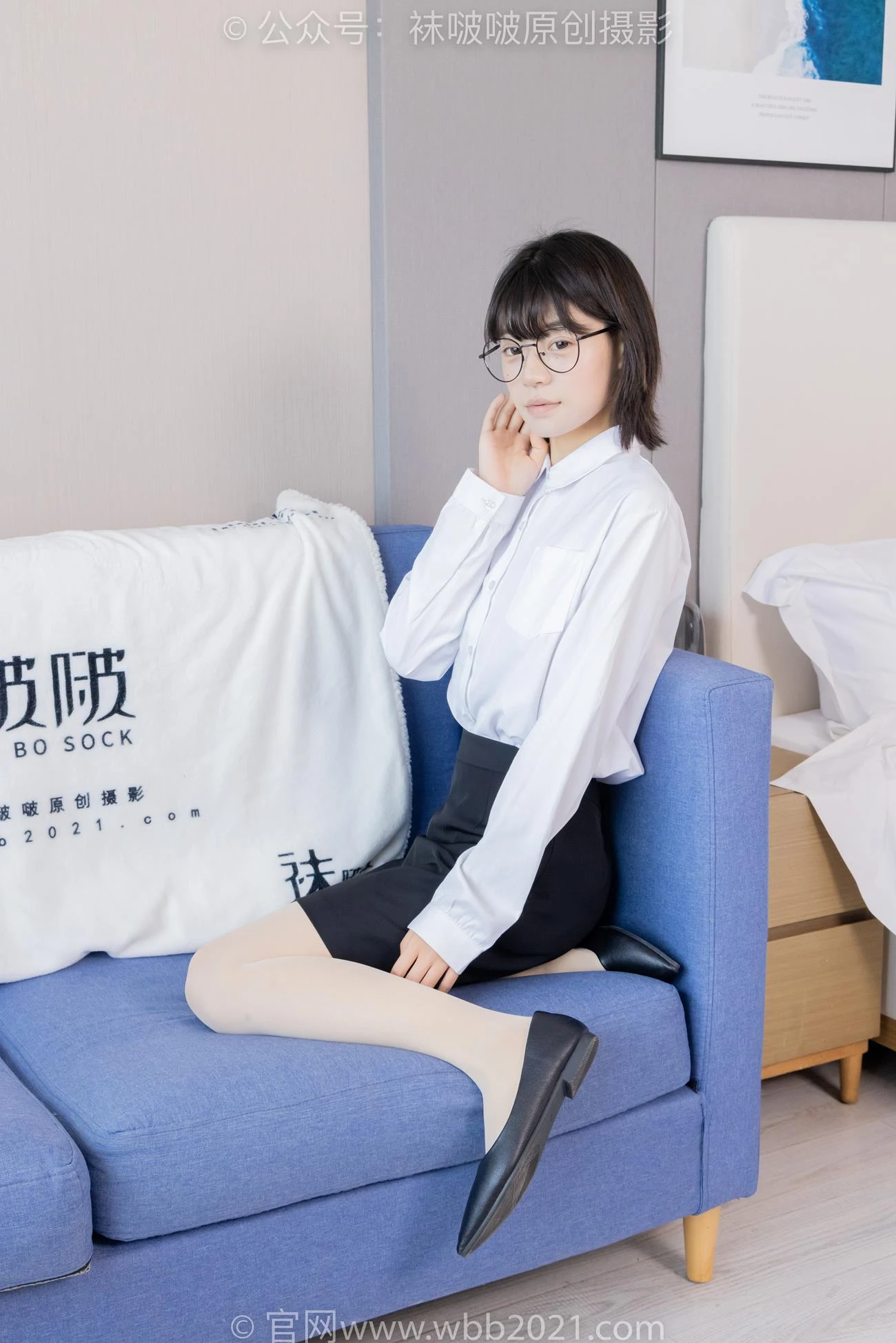[BoBoSocks袜啵啵]NO.436 糯米-OL至服、两双平底鞋、薄黑丝、厚肉丝[150P/1V/6.51GB]