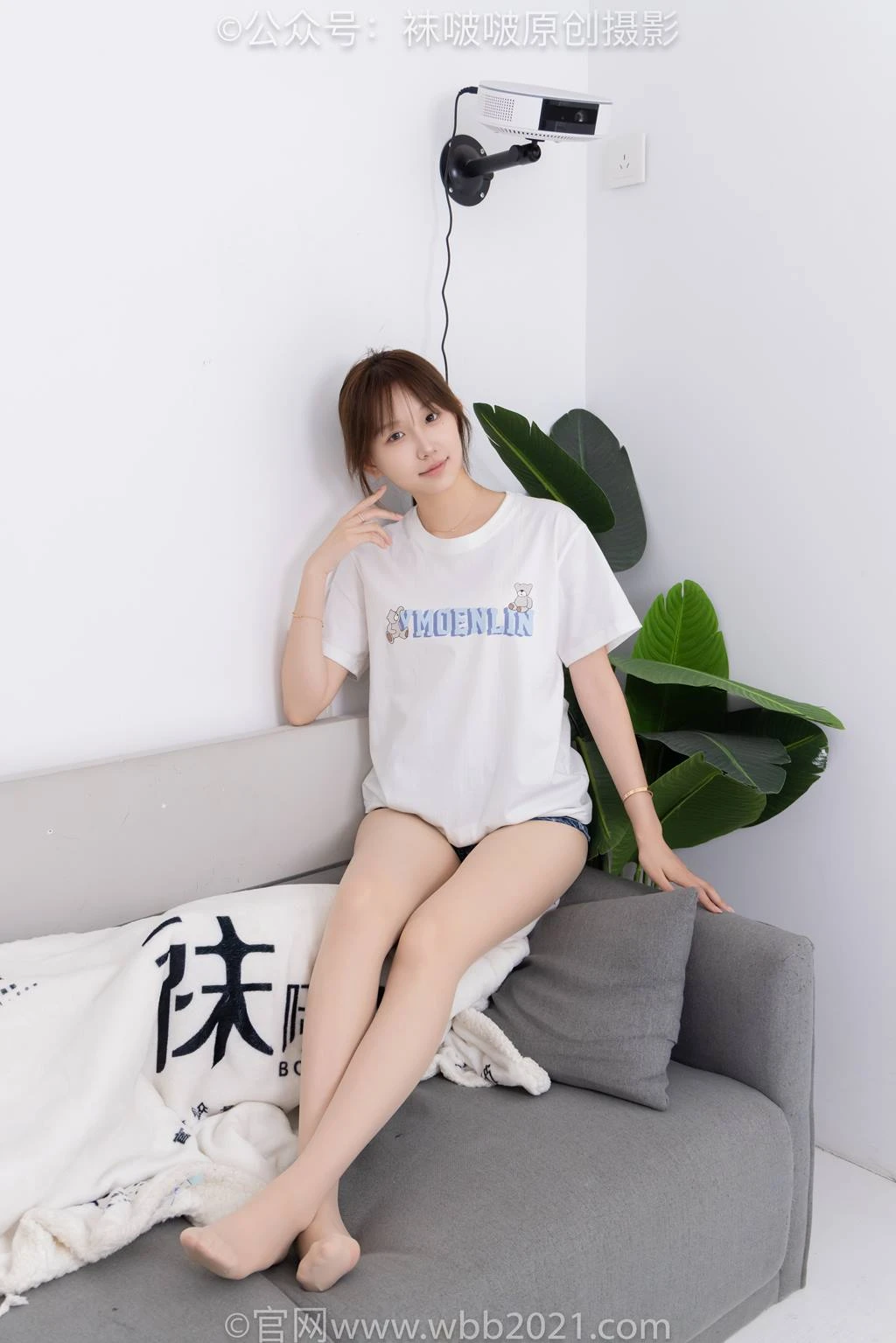 [BoBoSocks袜啵啵]NO.587 香菜-匡威帆布鞋、薄肉丝[179P/1V/9.41GB]