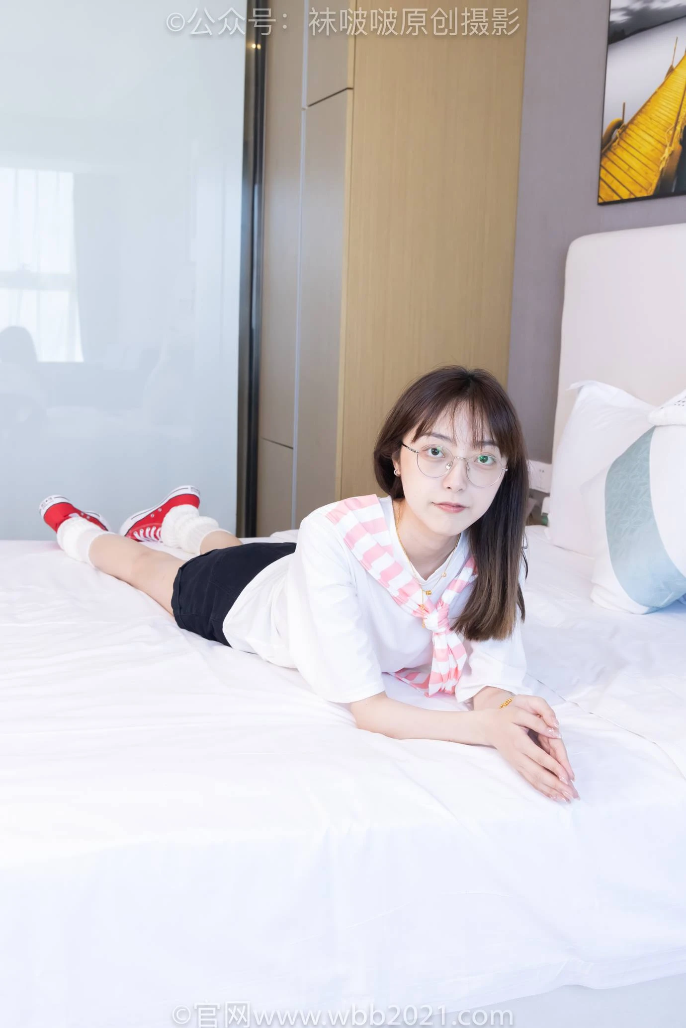 [BoBoSocks袜啵啵]NO.520 稚予&砂糖 板鞋、黑棉袜、白棉袜、裸足[160P/1V/5.71GB]