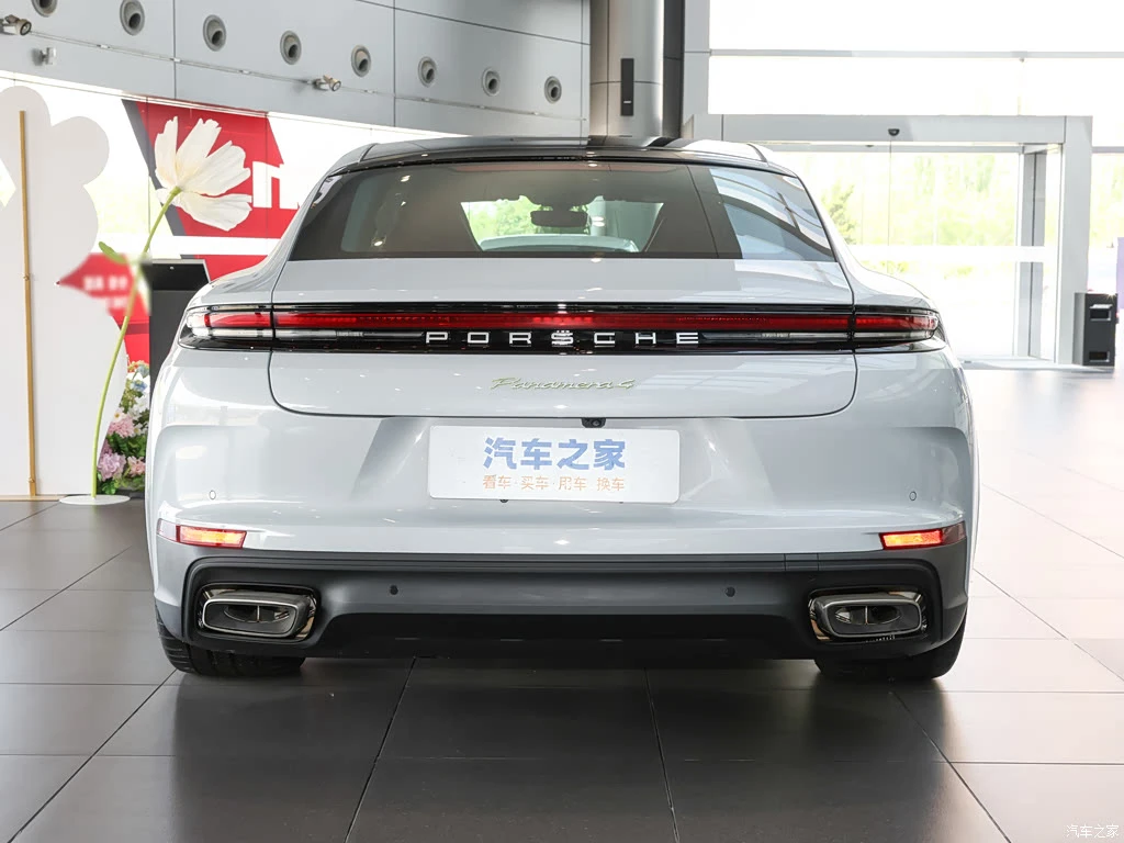 保时捷_Panamera新能源 2024款 Panamera 4 E-Hybrid 2.9T 高清图集
