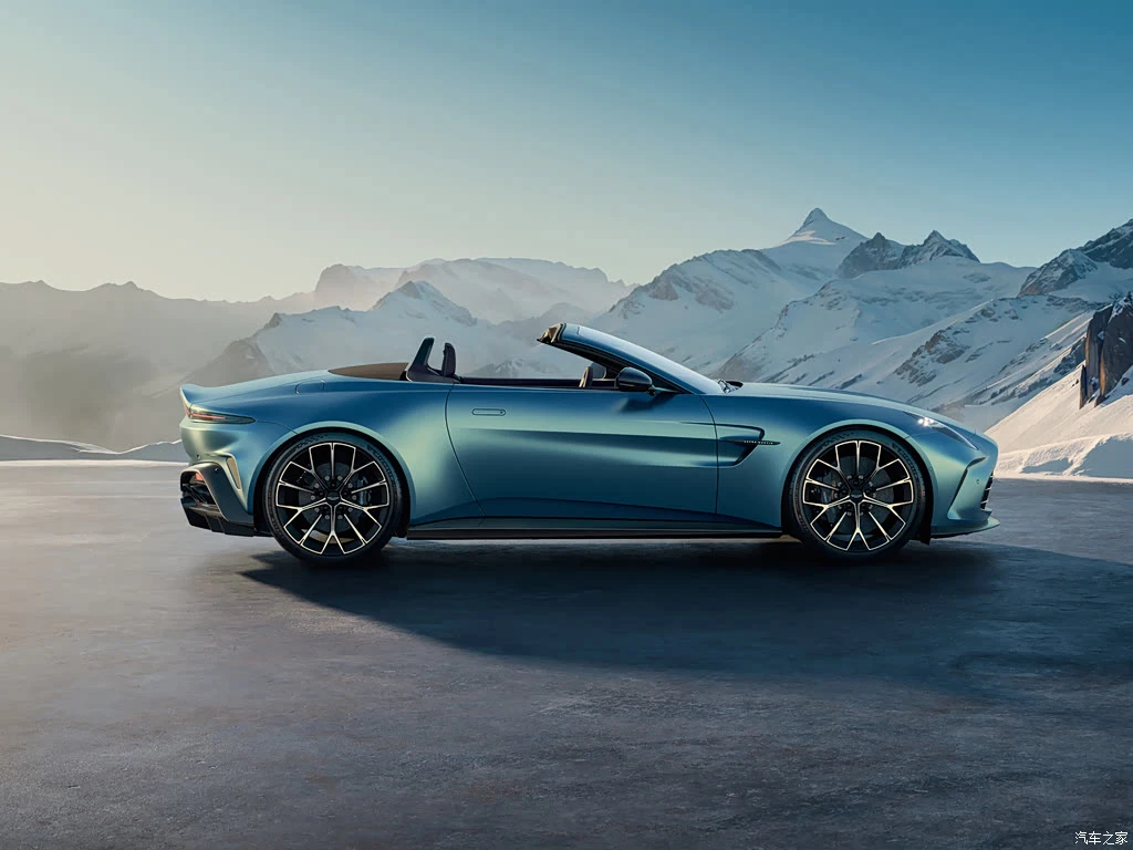阿斯顿・马丁_V8 Vantage 2025款 4.0T V8 Roadster 高清图集