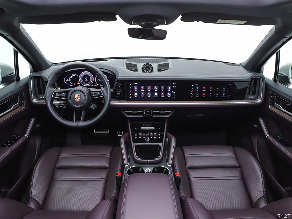 保时捷_Cayenne 2025款 Cayenne 3.0T 劲驰版 高清图集