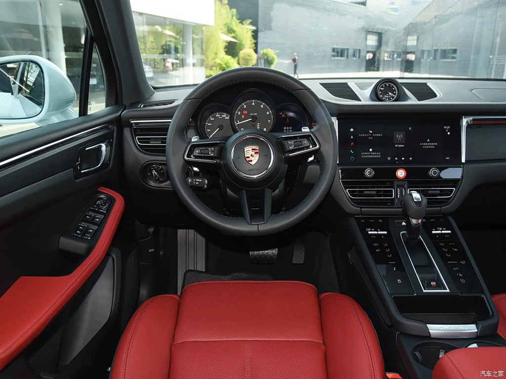 保时捷_Macan 2026款 Macan 2.0T 逐梦版 高清图集