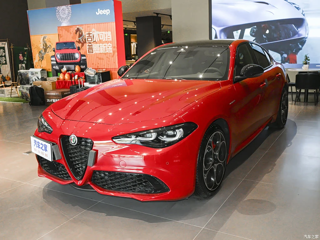 阿尔法・罗密欧_Giulia朱丽叶 2025款 2.0T 280HP VELOCE 赛道版 高清图集