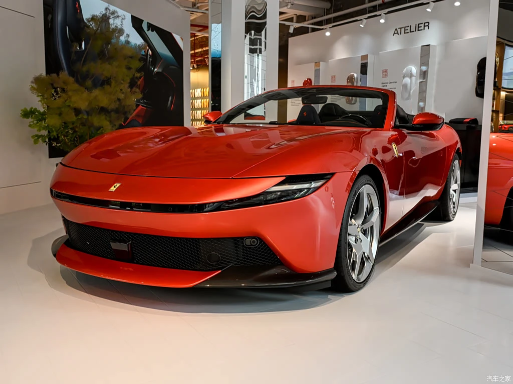 法拉利_Amalfi 2026款 3.9T V8 Spider 高清图集
