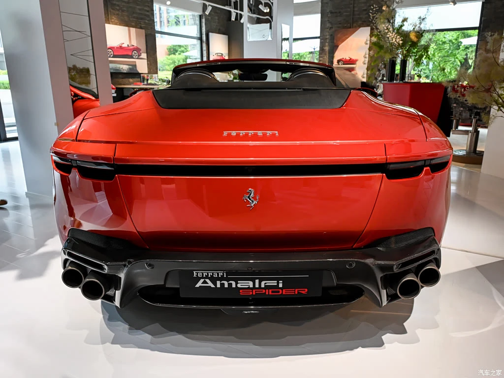 法拉利_Amalfi 2026款 3.9T V8 Spider 高清图集