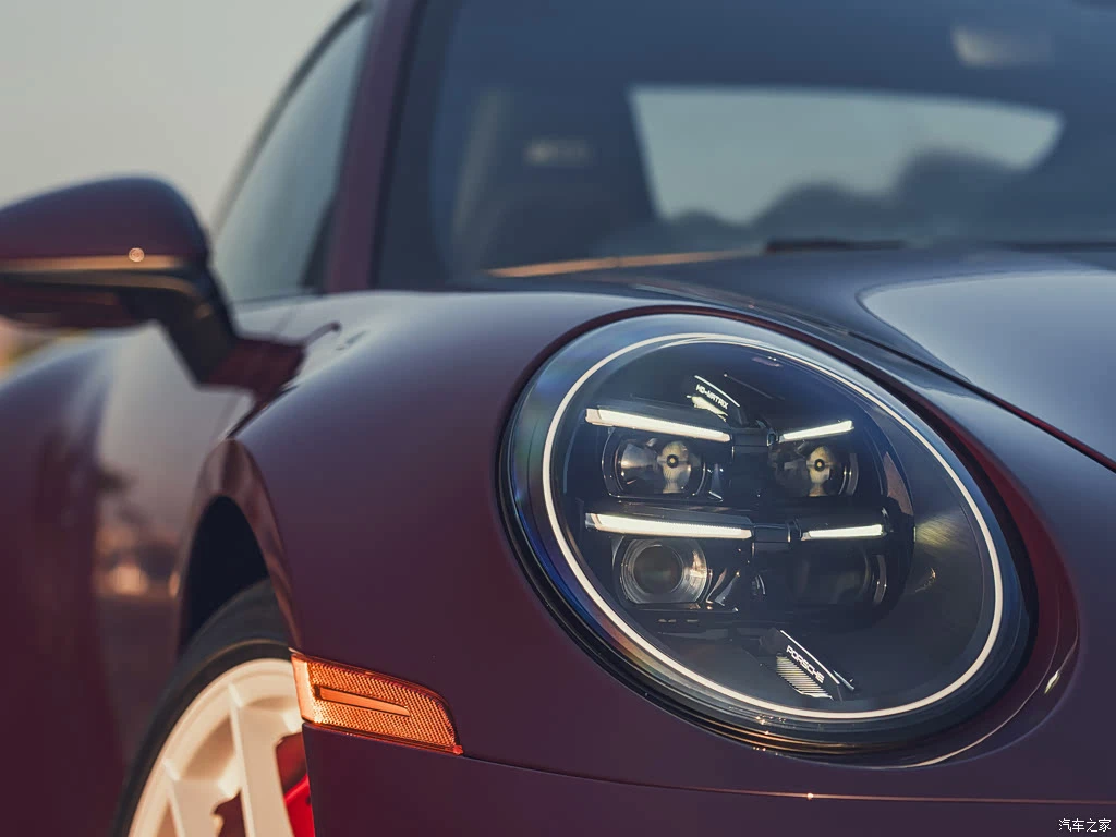 保时捷_保时捷911 2027款 Carrera S MT套件版 高清图集