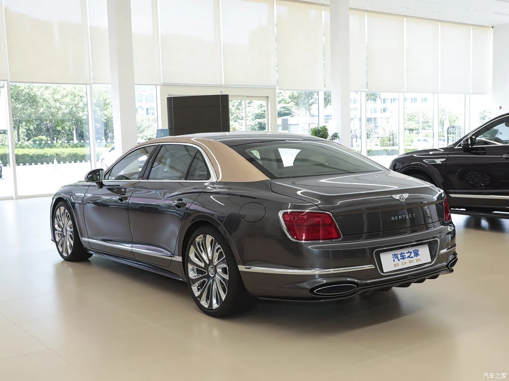 宾利_飞驰插电混动 2026款 4.0T V8 Mulliner 高清图集