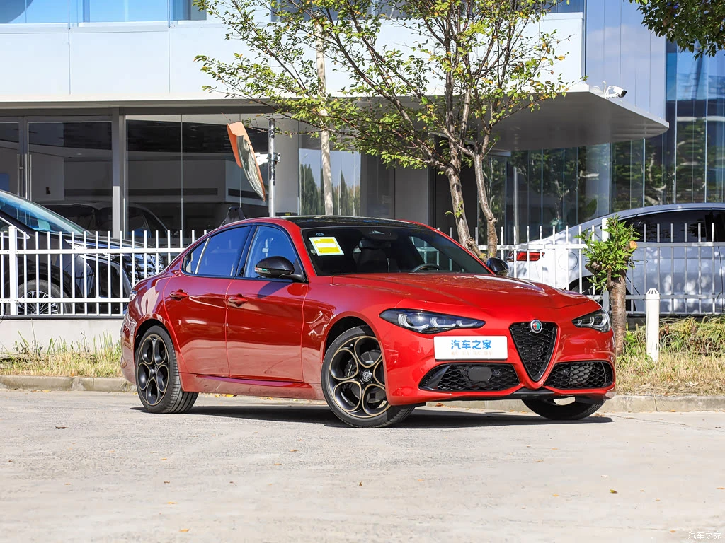阿尔法・罗密欧_Giulia朱丽叶 2025款 2.0T 280HP INTENSA 特别版 高清图集