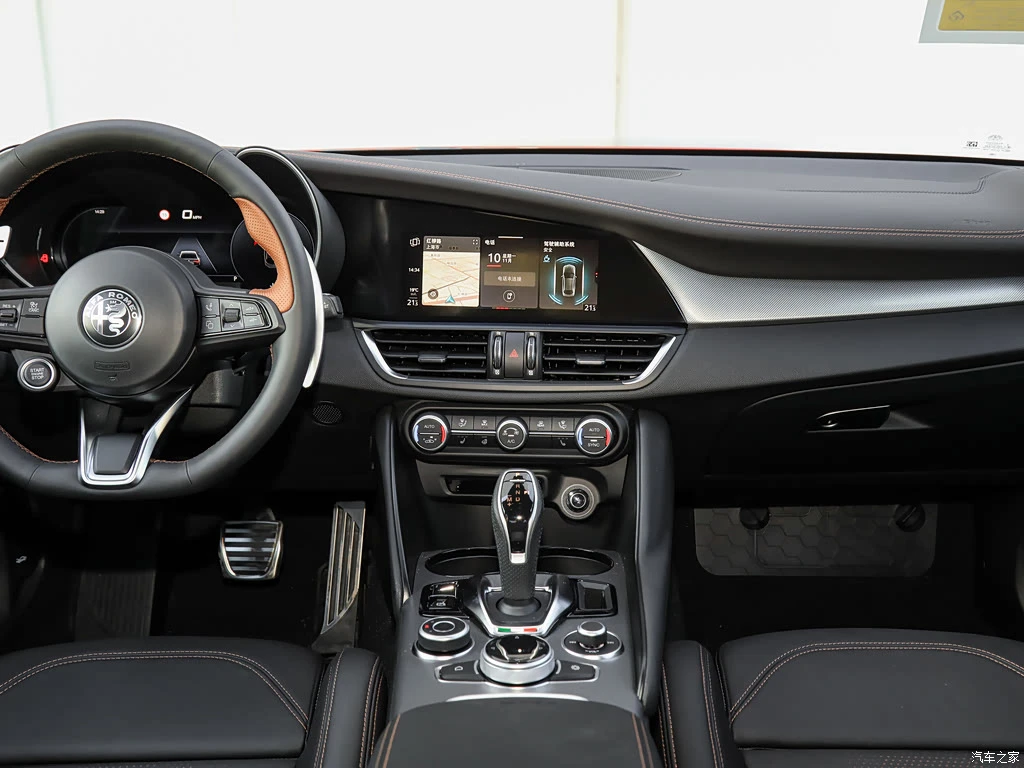 阿尔法・罗密欧_Giulia朱丽叶 2025款 2.0T 280HP INTENSA 特别版 高清图集