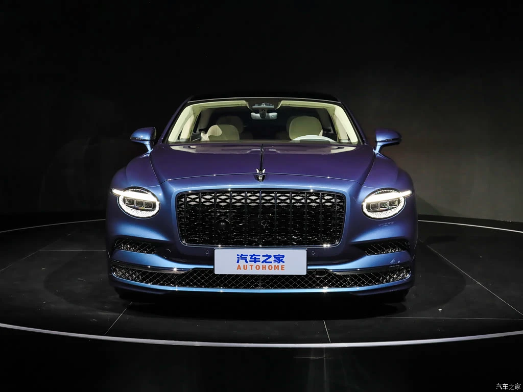 宾利_飞驰插电混动 2027款 4.0T V8 雅度版 高清图集