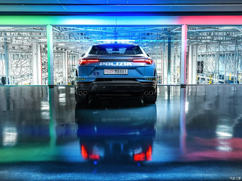 兰博基尼_Urus 2023款 Performante 意大利警用版 高清图集