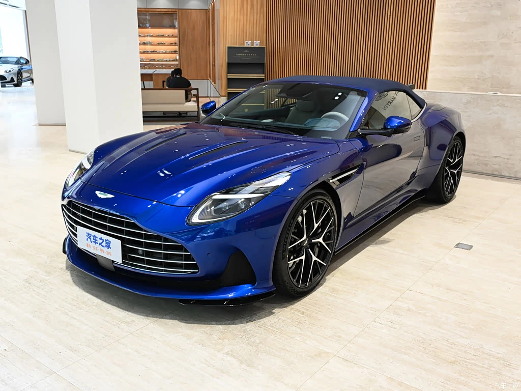 阿斯顿・马丁_阿斯顿・马丁DB12 2025款 4.0T V8 Volante 高清图集