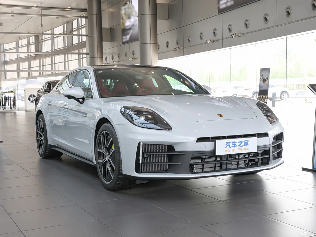 保时捷_Panamera新能源 2024款 Panamera 4 E-Hybrid 2.9T 高清图集