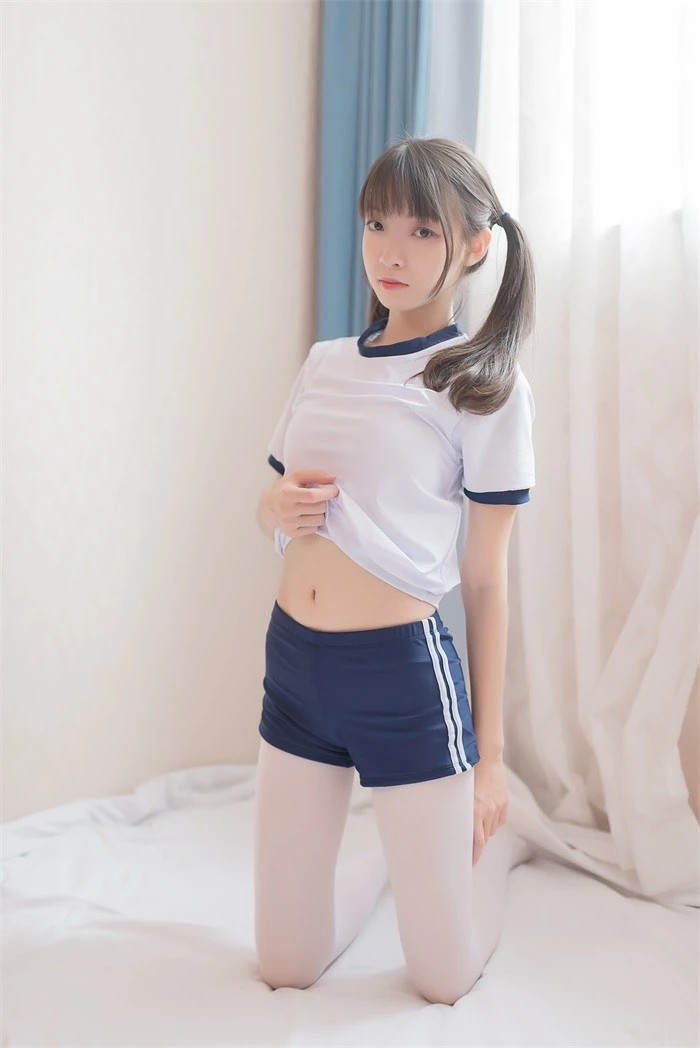 风之领域精品写真@No.006 运动风白丝少女 [50P/80MB]