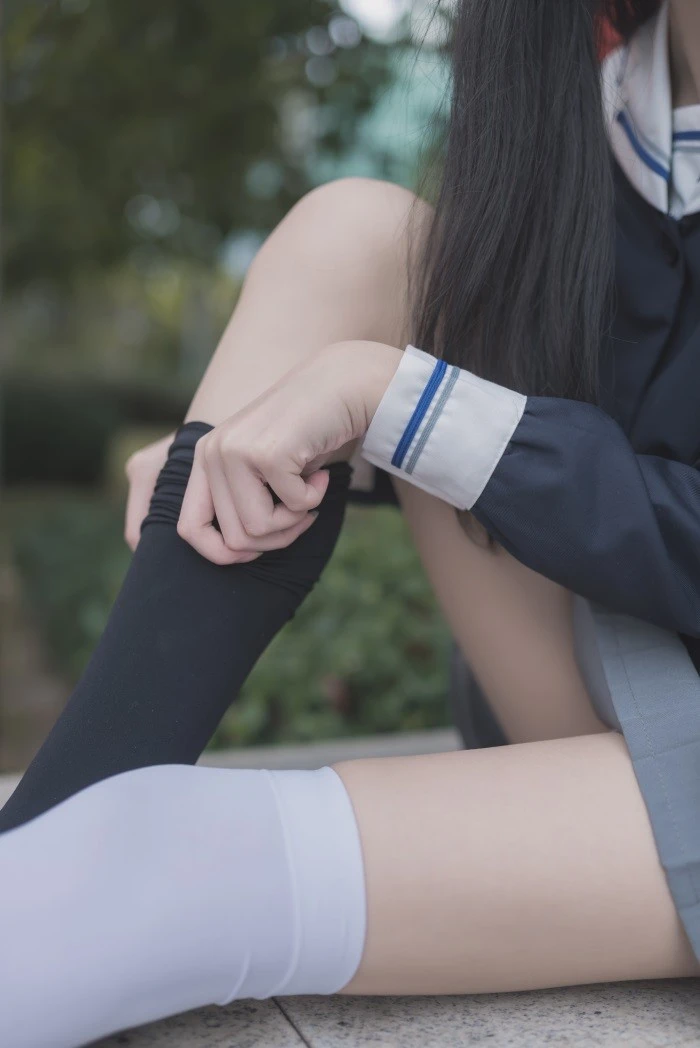 风之领域精品写真@No.021 黑白丝户外私拍 [50P/150MB]