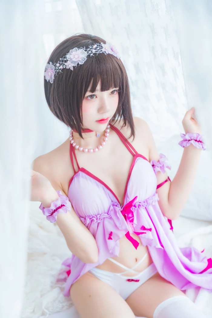 萝莉风COS 桜桃喵 – 加藤惠系列之小睡裙 [38P/516MB]