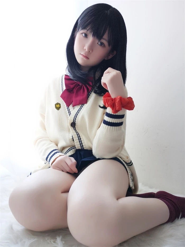 微博妹子@一小央泽-宝多六花 [35P/5V/609MB]