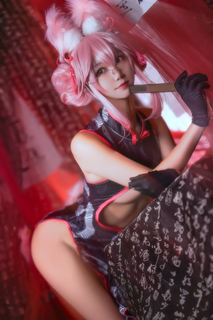 动漫Coser@-黑川-杀阶旗袍 柯杨斯卡娅 [12P/300MB]