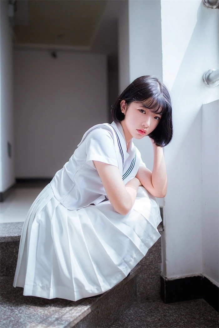 风之领域精品写真@No.162 可爱的水手服 [54P/370MB]