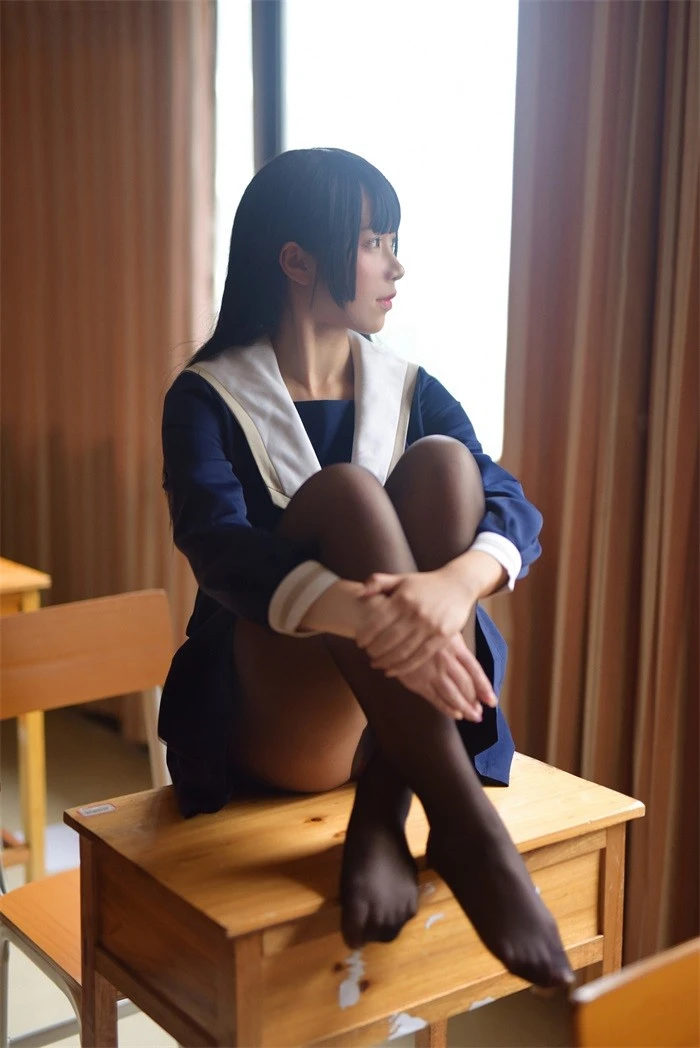 风之领域精品写真@No.128 课间校服黑丝 [49P/249MB]