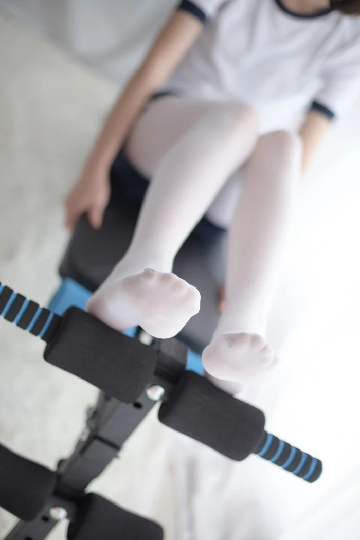 森萝财团精品@R15系列-013 [85P/418MB]