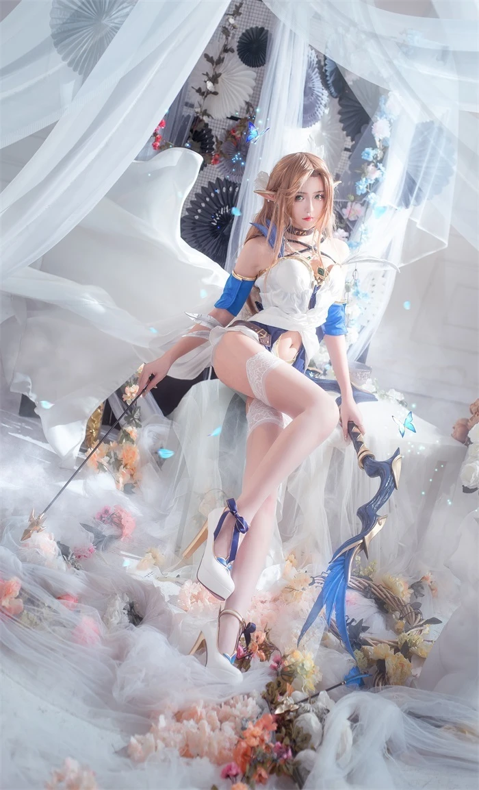 人气动漫Coser@腐团儿Ikaros 蒂雅娘 [12P/133MB]