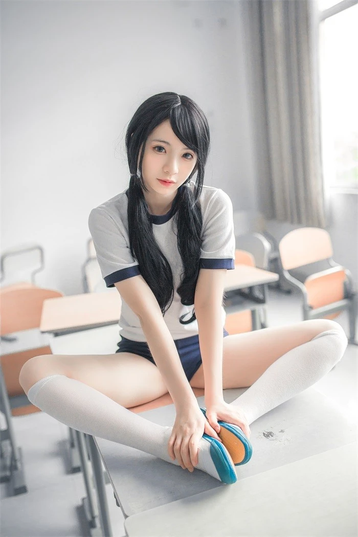 风之领域精品写真@No.165 运动装白丝女生 [54P/306MB]