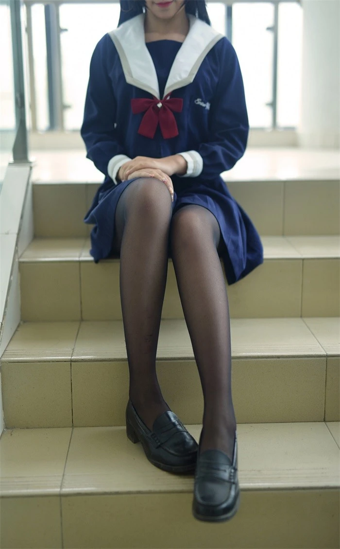 风之领域精品写真@No.128 课间校服黑丝 [49P/249MB]