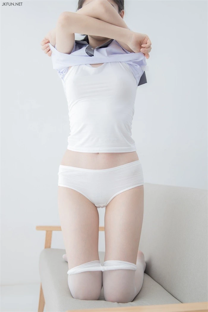 森萝财团精品写真@JKFUN-018 15D超薄白丝 R16 小青 [108P/1V/2.1G]