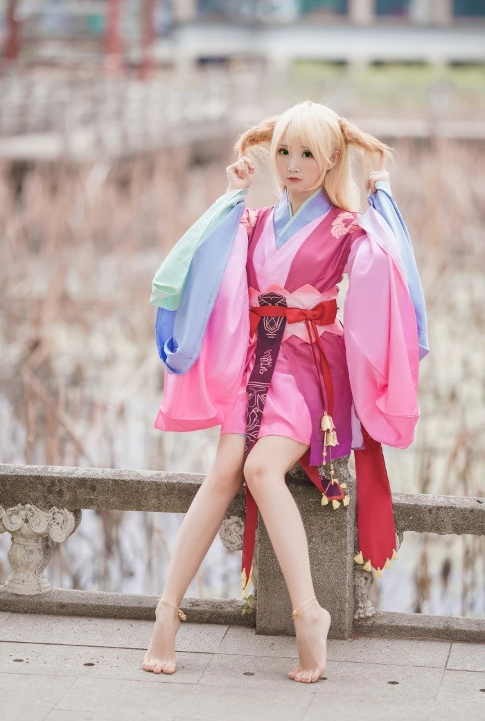 人气动漫Coser@面饼仙儿 – 涂山苏苏 [14P/176MB]