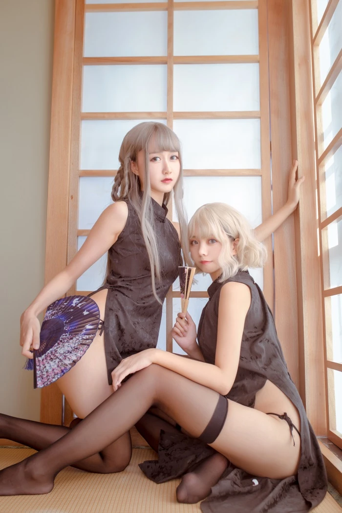 网红Coser@木绵绵OwO &小野妹子-魔女小旗袍 [24P/204MB]