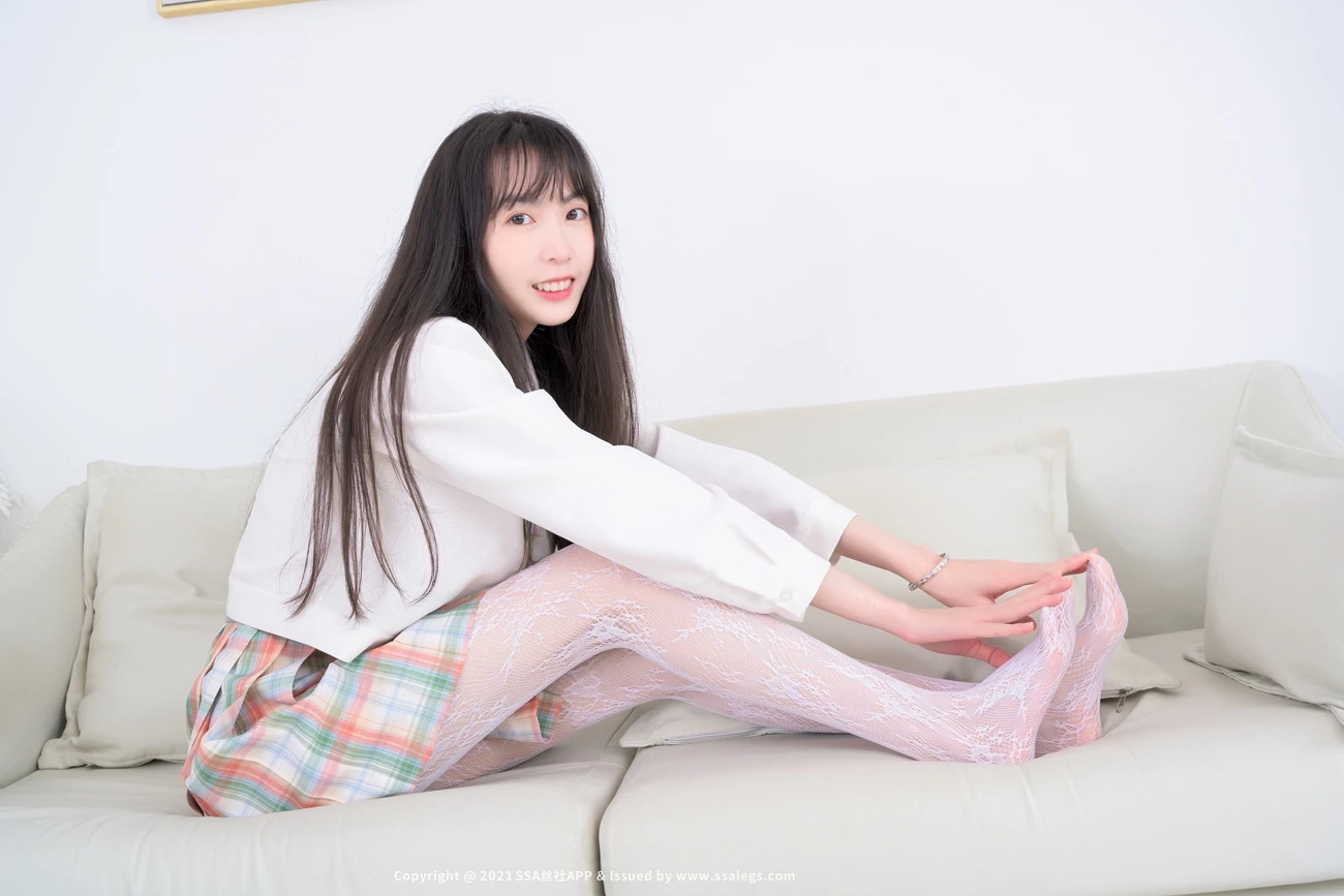 [SSA丝社]超清写真 NO.677 腿模团团的白色网袜（下）[109P/2.45GB]