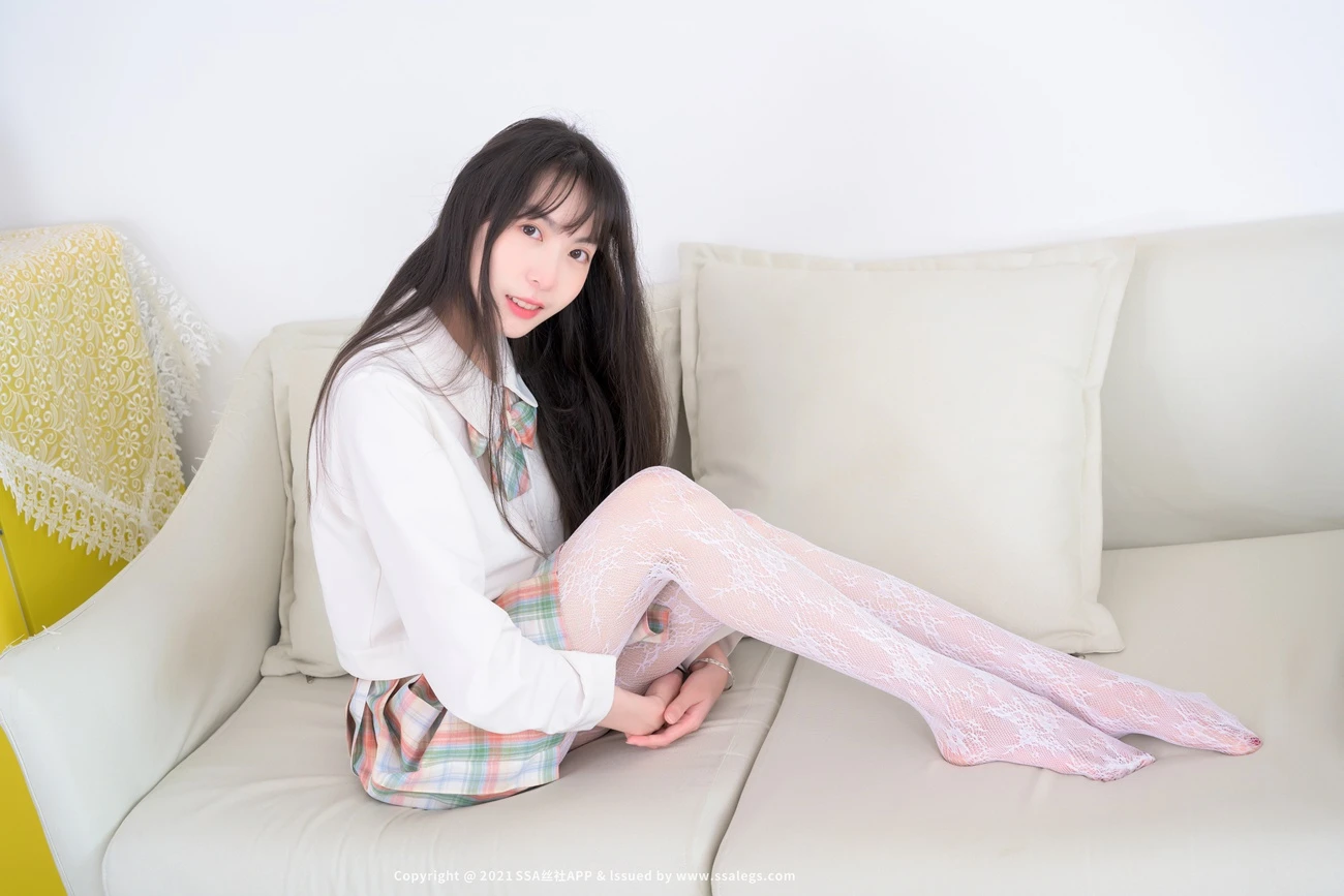 [SSA丝社]超清写真 NO.677 腿模团团的白色网袜（下）[109P/2.45GB]