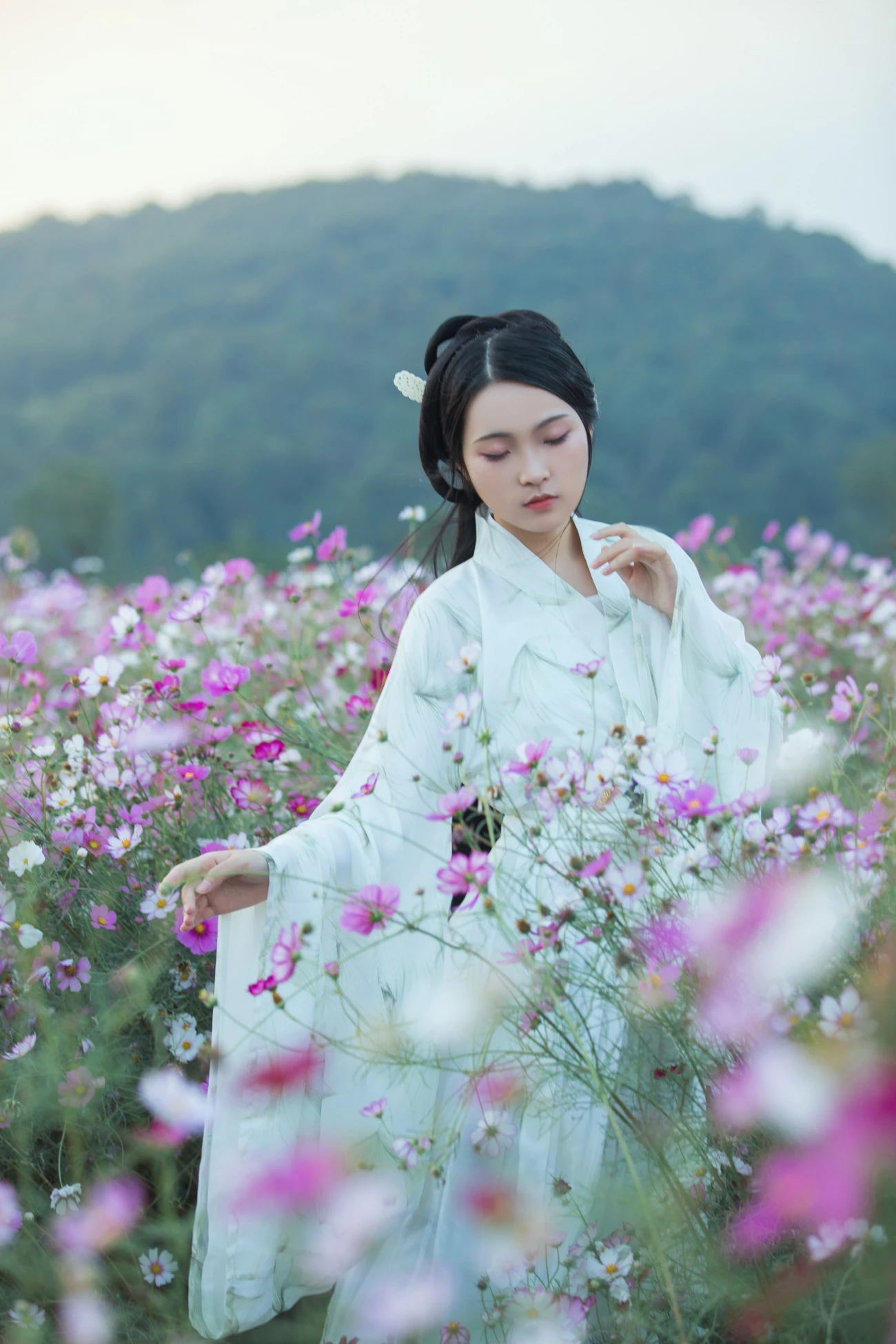 [YITUYU艺图语] 2022.05.23 娑萝 一个白鹿 [22P/274MB]
