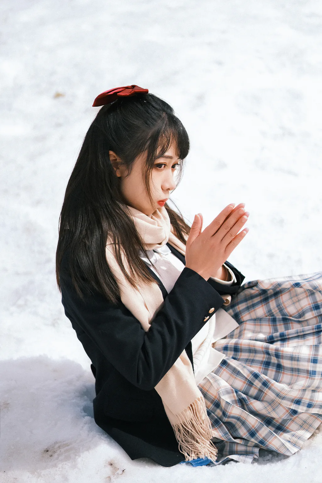 [YITUYU艺图语]2023.04.21 日系少女雪景写真 小风[23+1P/263MB]