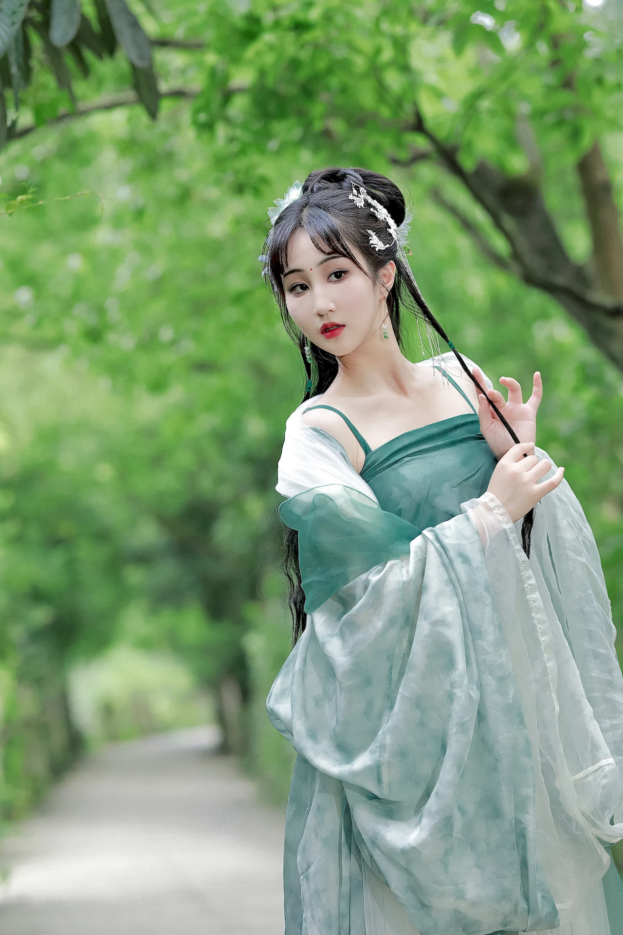 [YITUYU艺图语]2023.07.10 醉相思 搽小兔&苏念[28+1P/408MB]