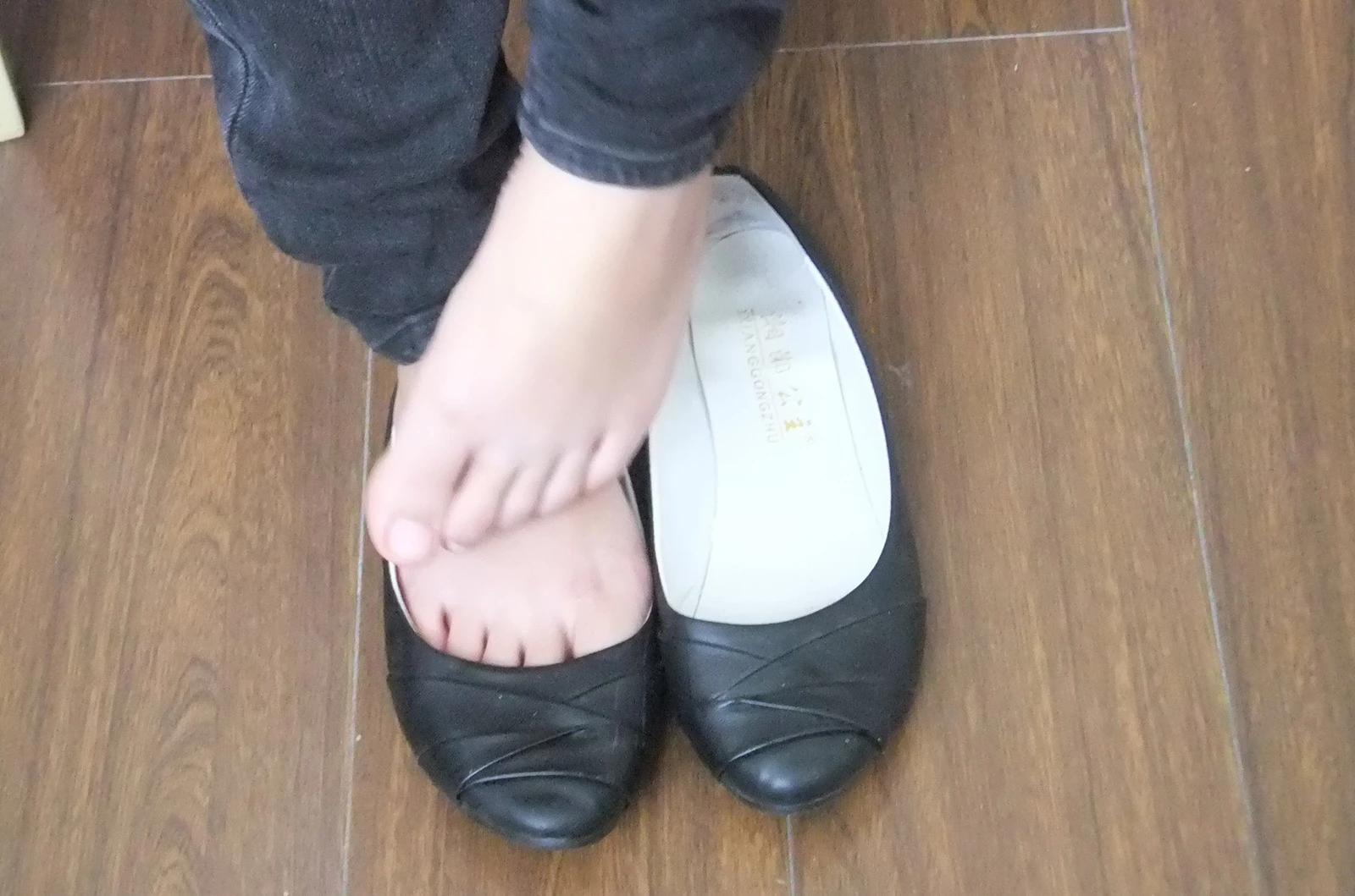 自由摄影 No.146 脚痒 [48P/58MB]