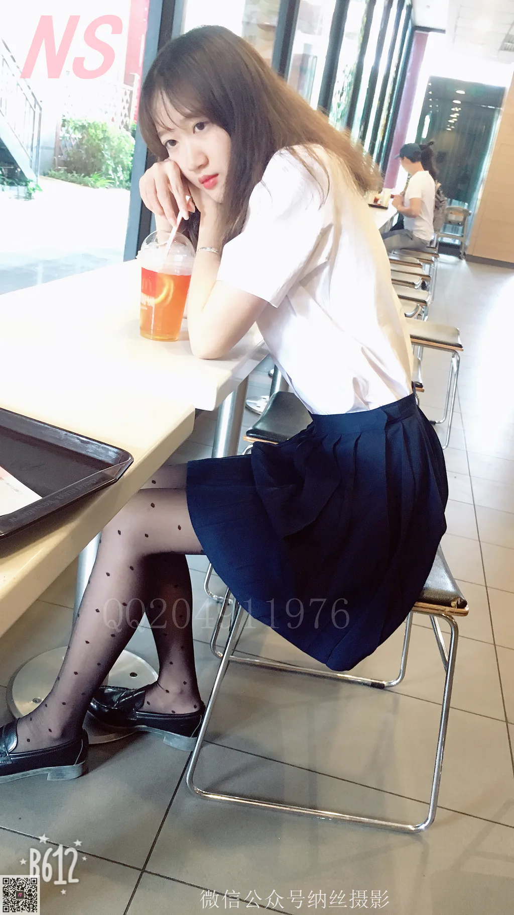 [纳丝摄影]0070 雯雯 OL黑色圆点丝袜[36P/1V/257MB]