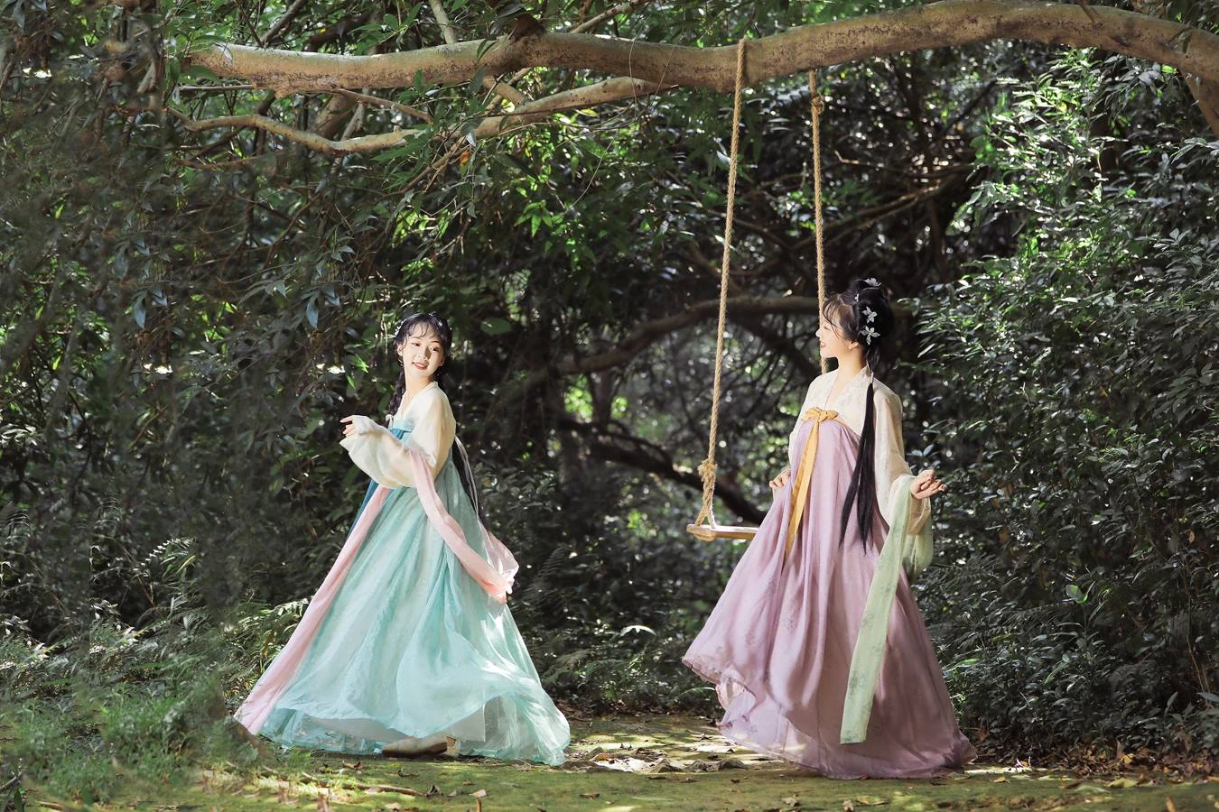 [YITUU艺图语] 2022.04.10 聘婷 秋哒哒– [25P/456MB]