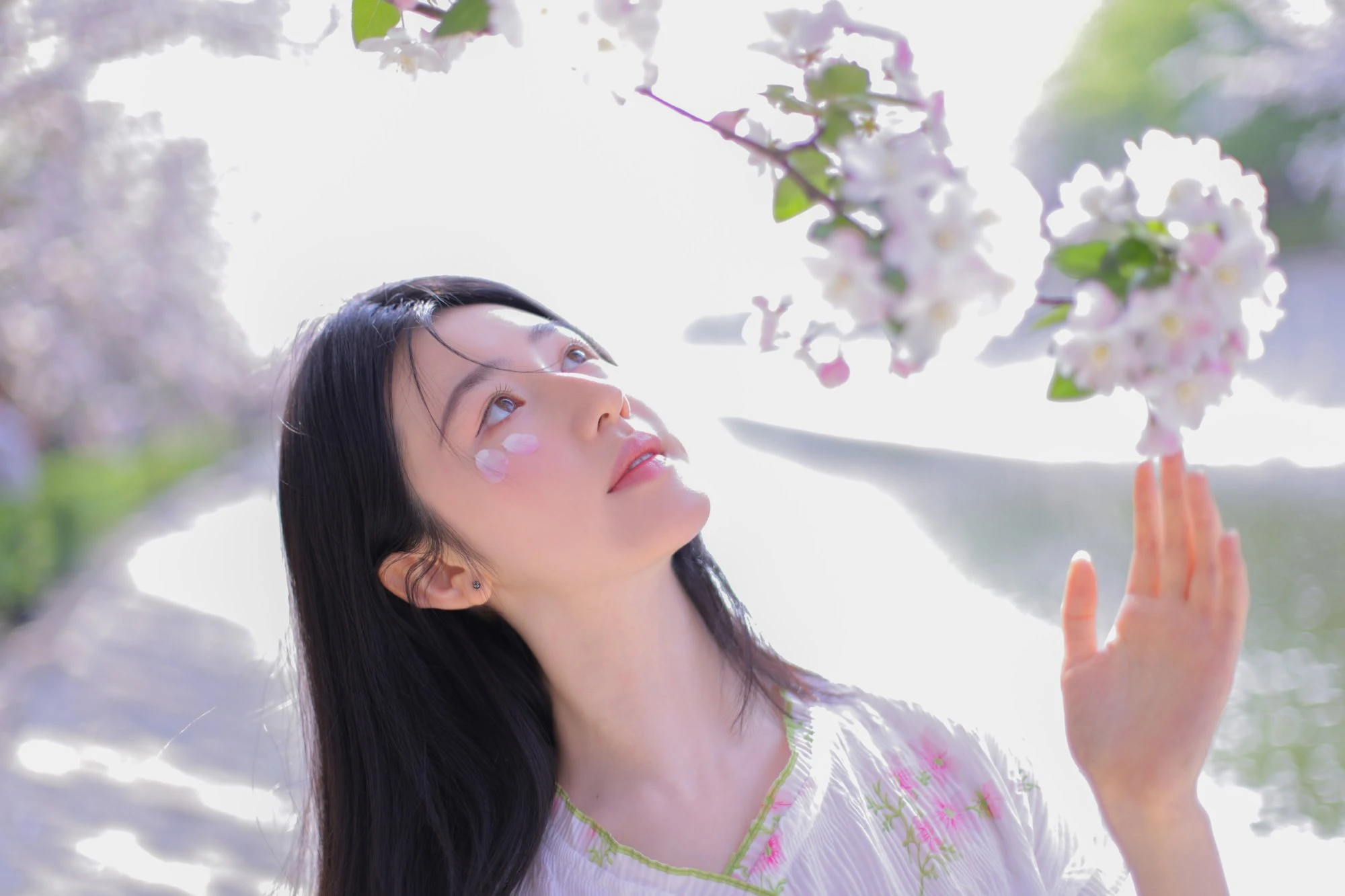 [YITUYU艺图语]2022.08.01 已觉春心动 oeil[28+1P/17MB]