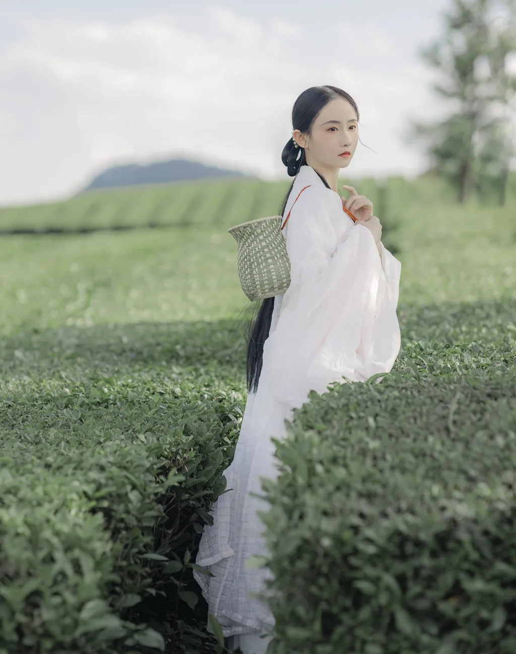 [YITUYU艺图语]2022.11.11 衣袖染茶香 灿暖暖暖[19+1P/181MB]