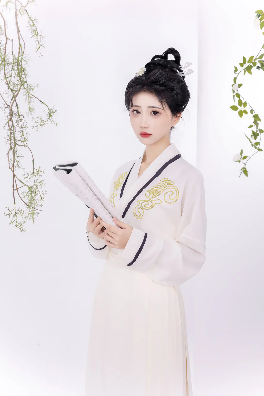 [YITUYU艺图语]2023.02.07 花与剑 绮罗生的小苏苏[27+1P/157MB]
